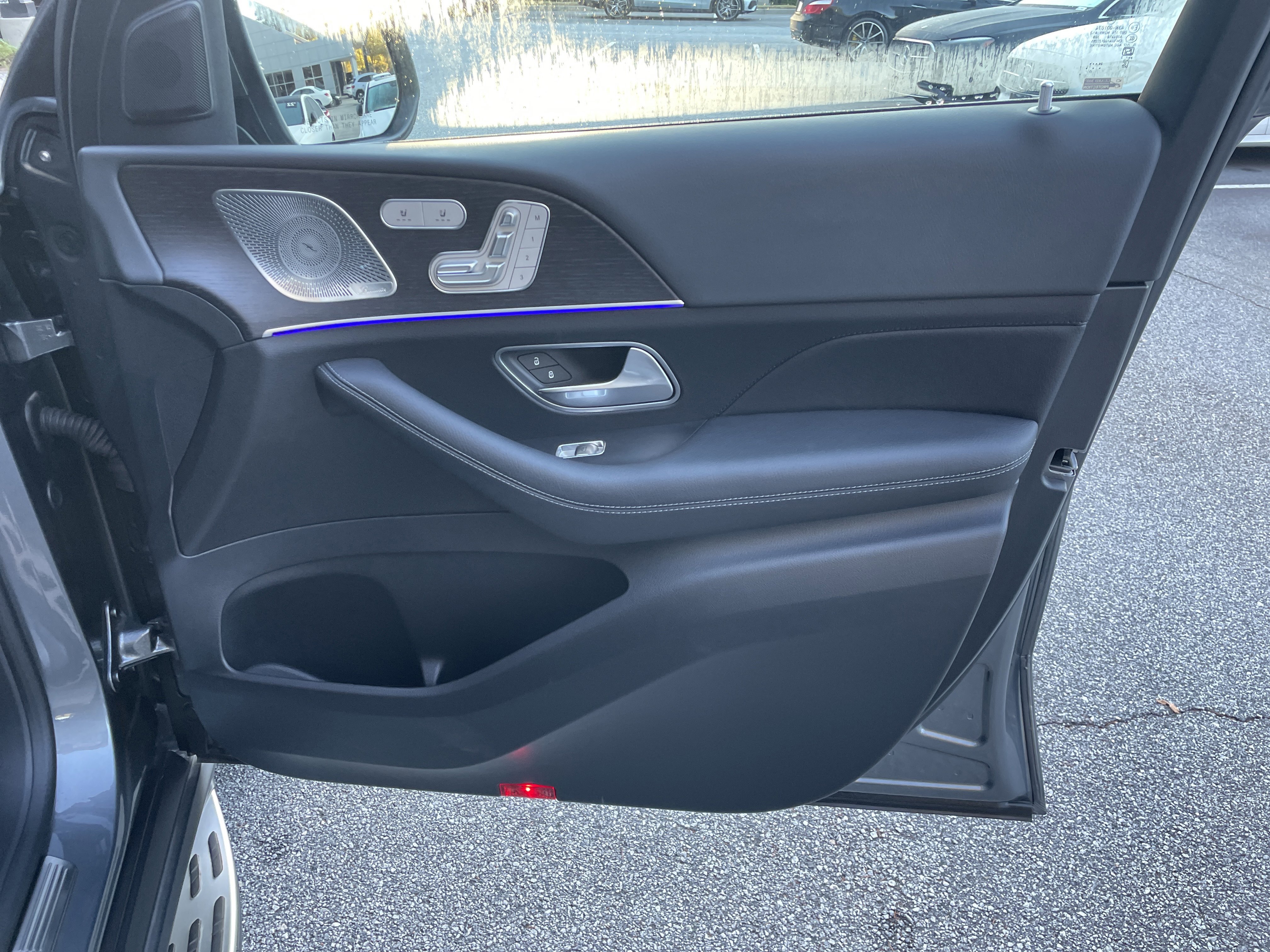 2025 Mercedes-Benz GLS Base - Photo 49