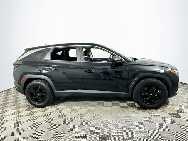 Pre-Owned 2022 Hyundai Tucson SE