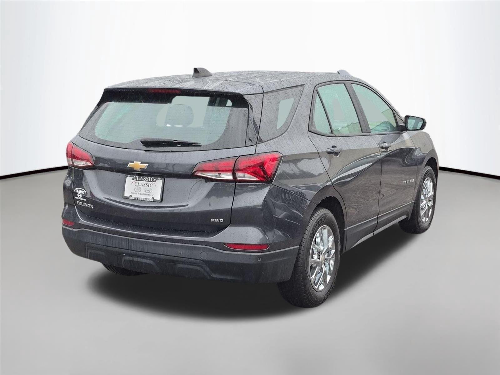 Used 2022 Iron Gray Metallic Chevrolet LS image 5
