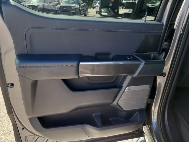 Used 2022 Gray Ford XLT image 12