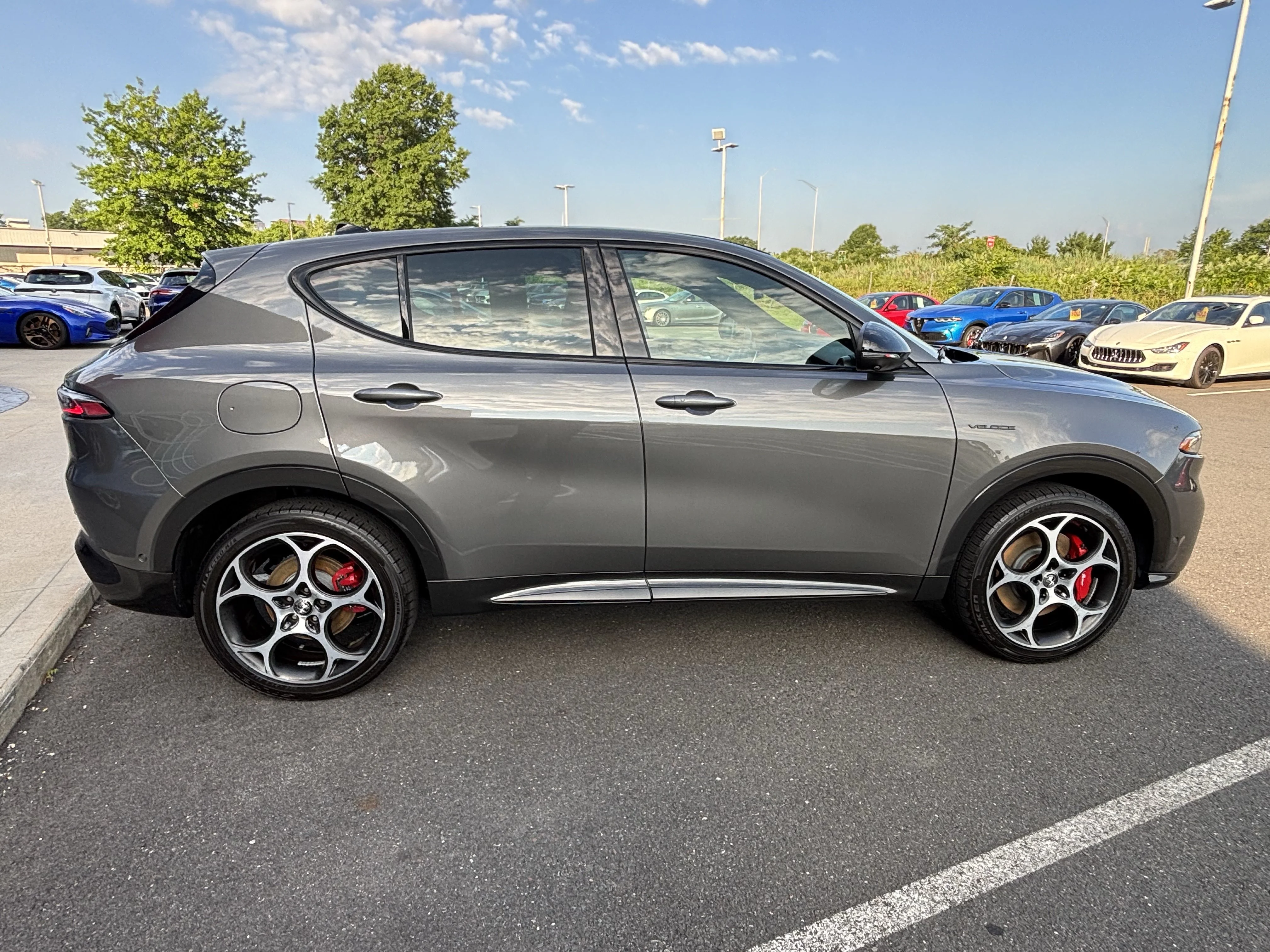 Used 2024 Grigio Ascari Metallic Alfa Romeo Veloce image 9
