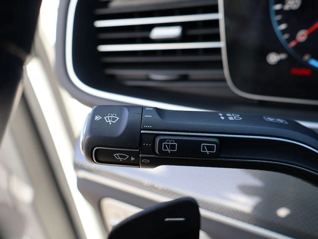 Used 2023 White Mercedes-Benz GLE 450 image 47