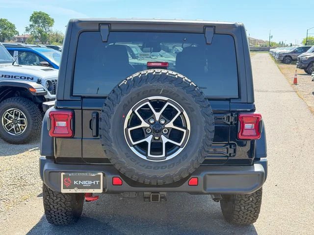 New 2026 Black Clear-Coat Exterior Paint Jeep Rubicon image 9
