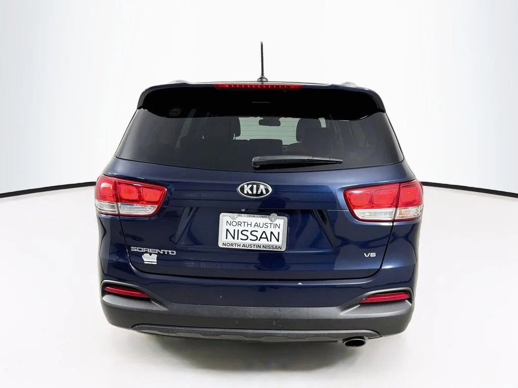 Used 2017 Blue Kia LX image 6