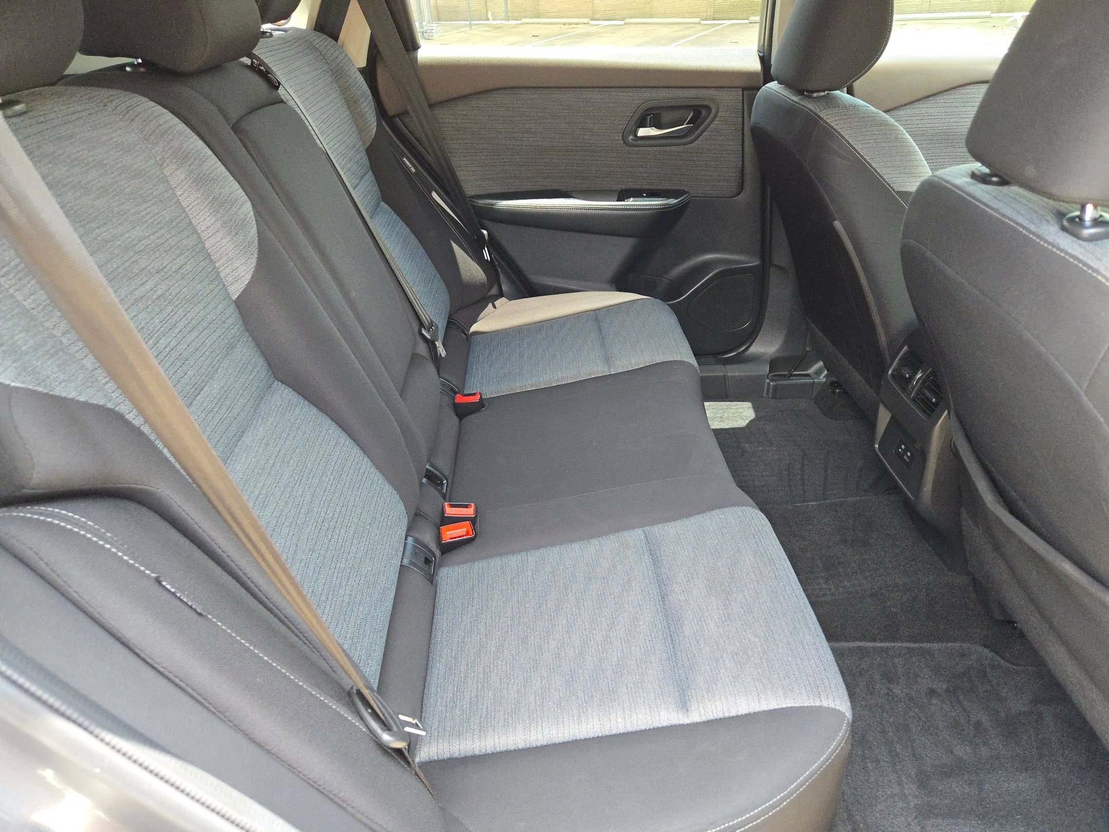 Used 2023 Gun Metallic Nissan SV image 25