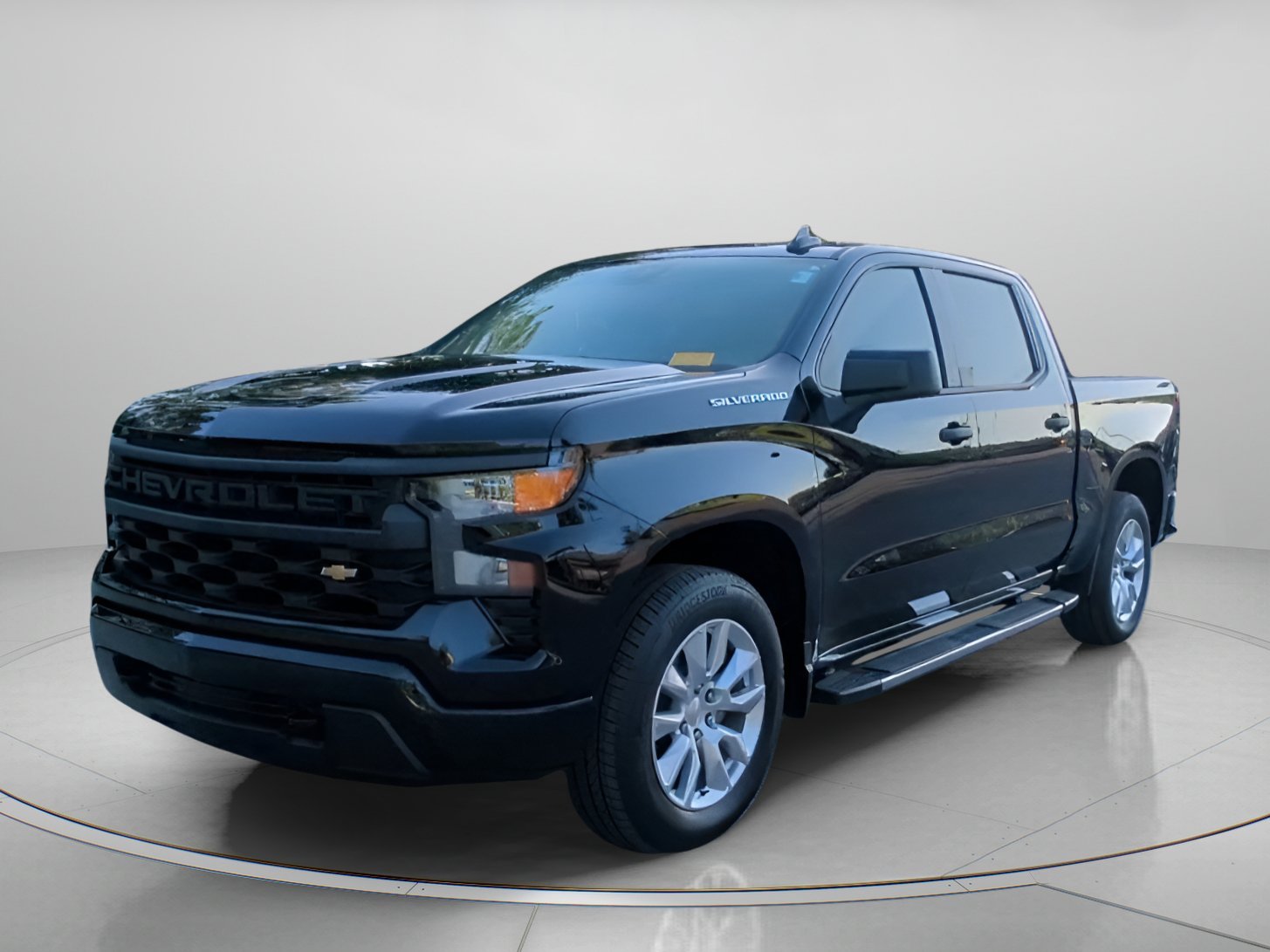 Used 2024 Black Chevrolet Custom Crew Cab Pickup image 7