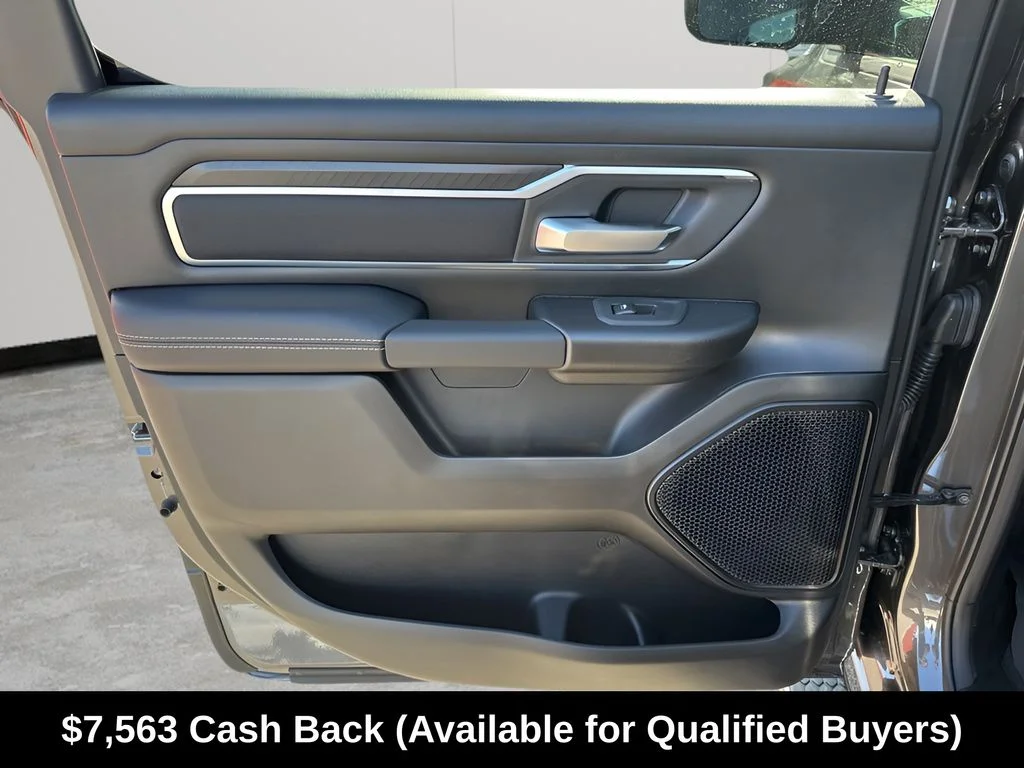 New 2026 Granite Crystal Metallic Clear-Coat Exterior Paint RAM Big Horn/Lone Star image 17