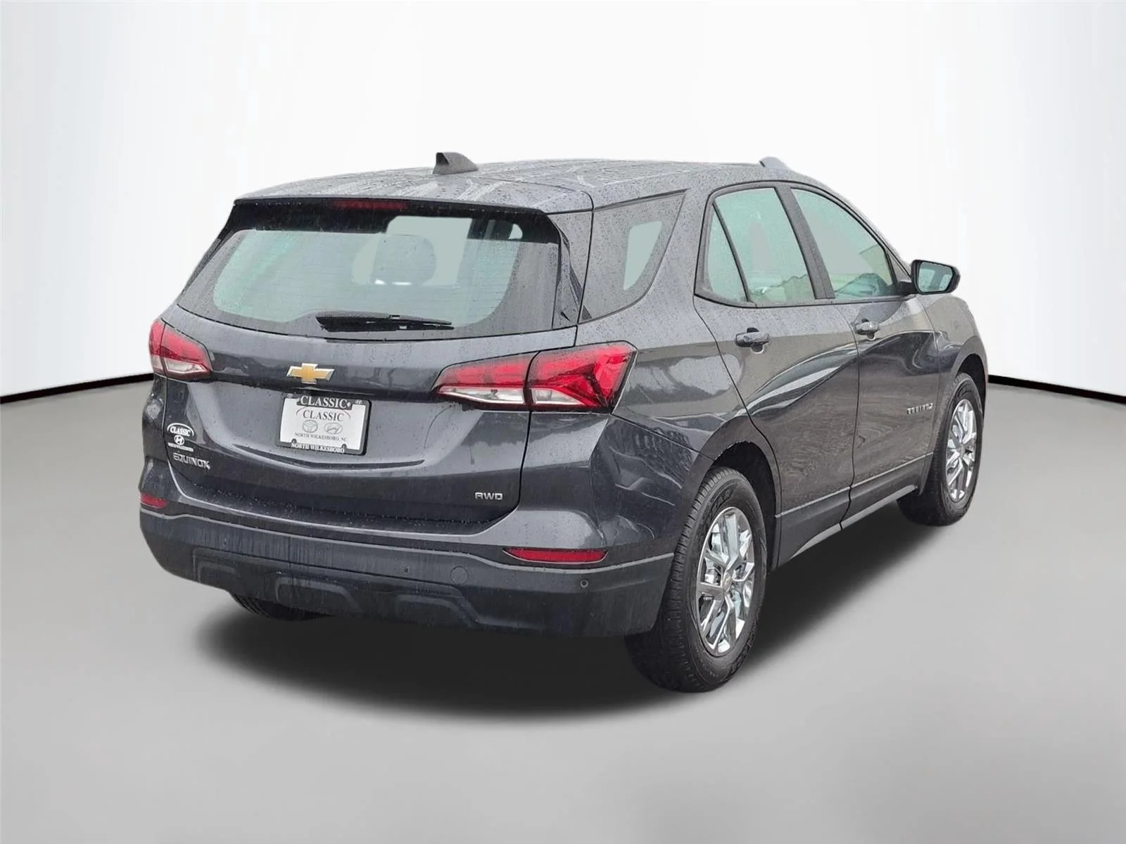Used 2022 Iron Gray Metallic Chevrolet LS image 5