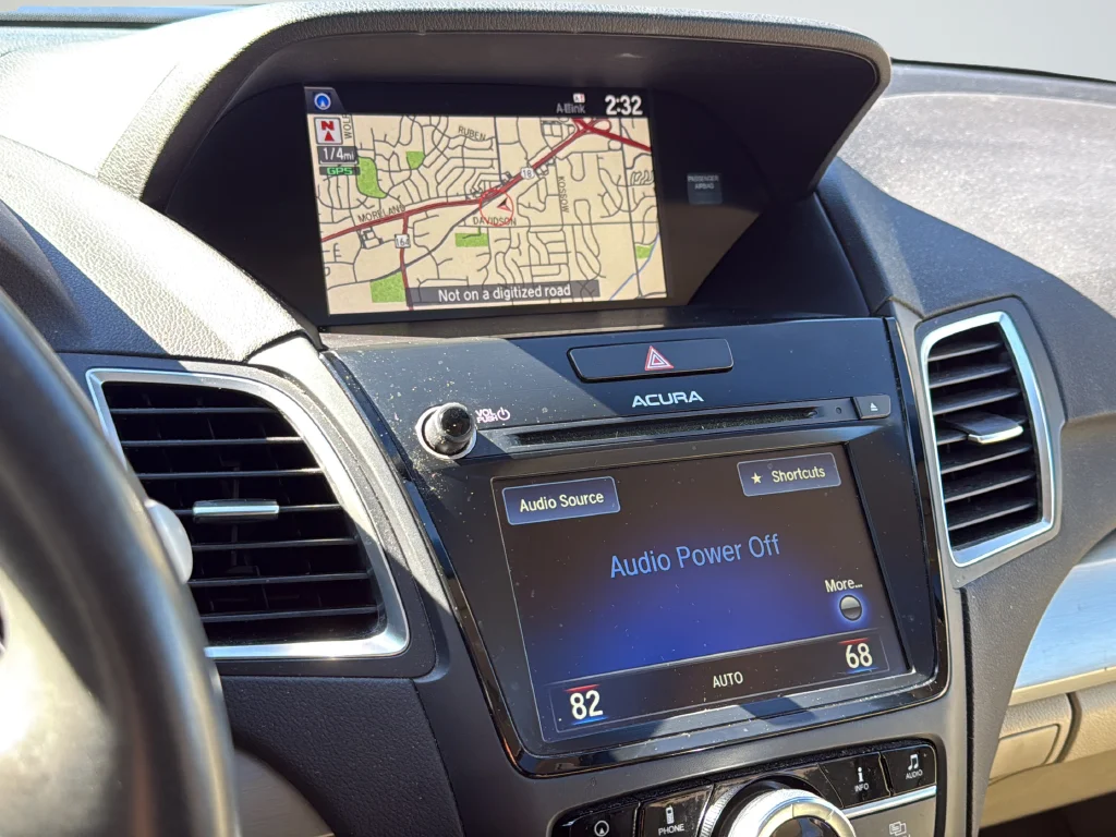 Used 2017  Acura Technology Package image 14