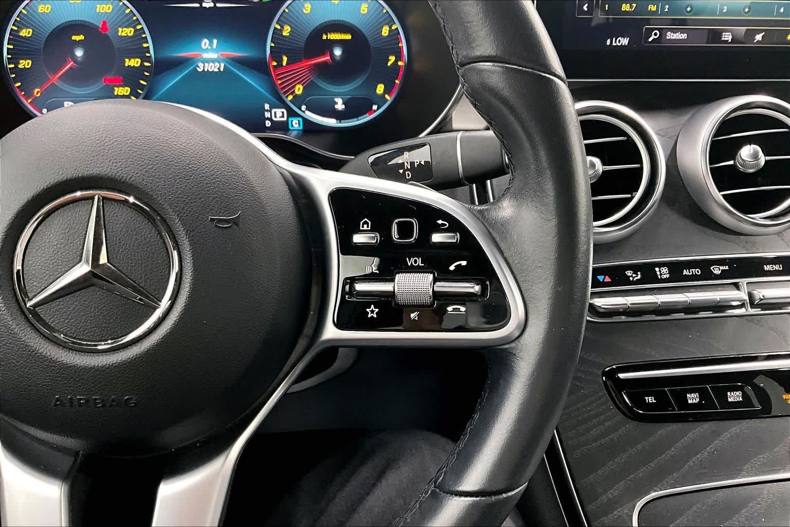 Used 2022 Black Mercedes-Benz GLC 300 image 22