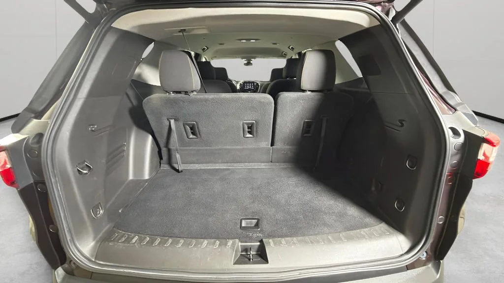 Used 2021 BLACK CHERRY METALLIC Chevrolet LT Cloth image 29