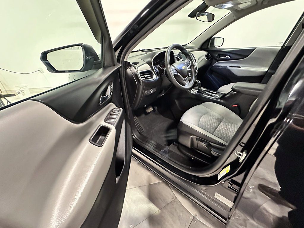 Used 2018 Black Chevrolet LS image 20