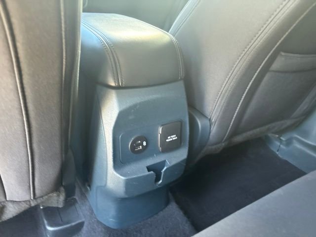 Used 2024 Red Ford XLT image 31