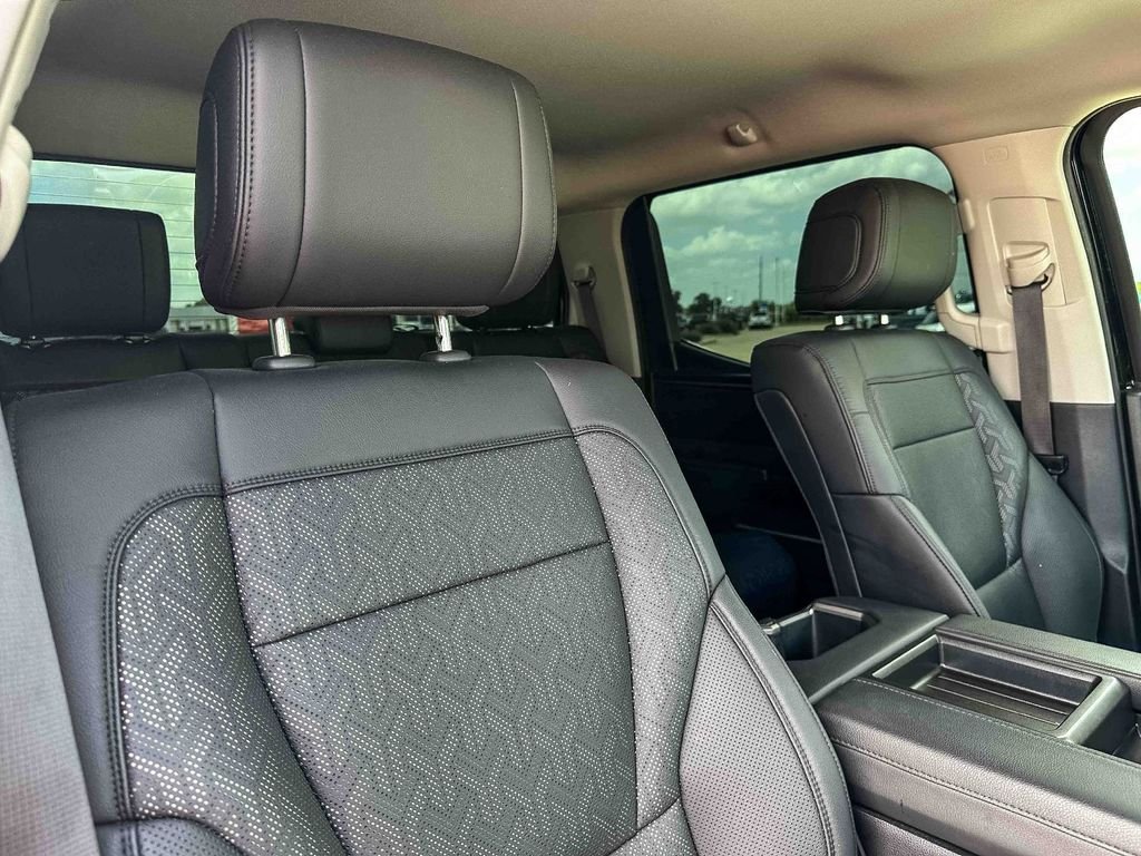2024 Toyota Tundra Limited - Photo 22