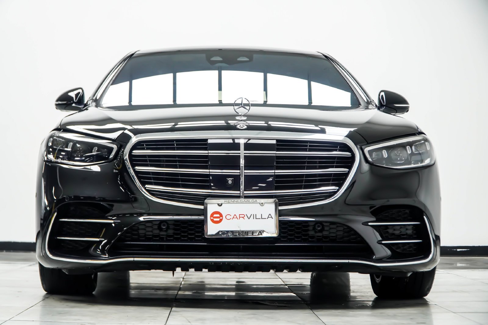 Used 2024 Black Mercedes-Benz S 580e image 9