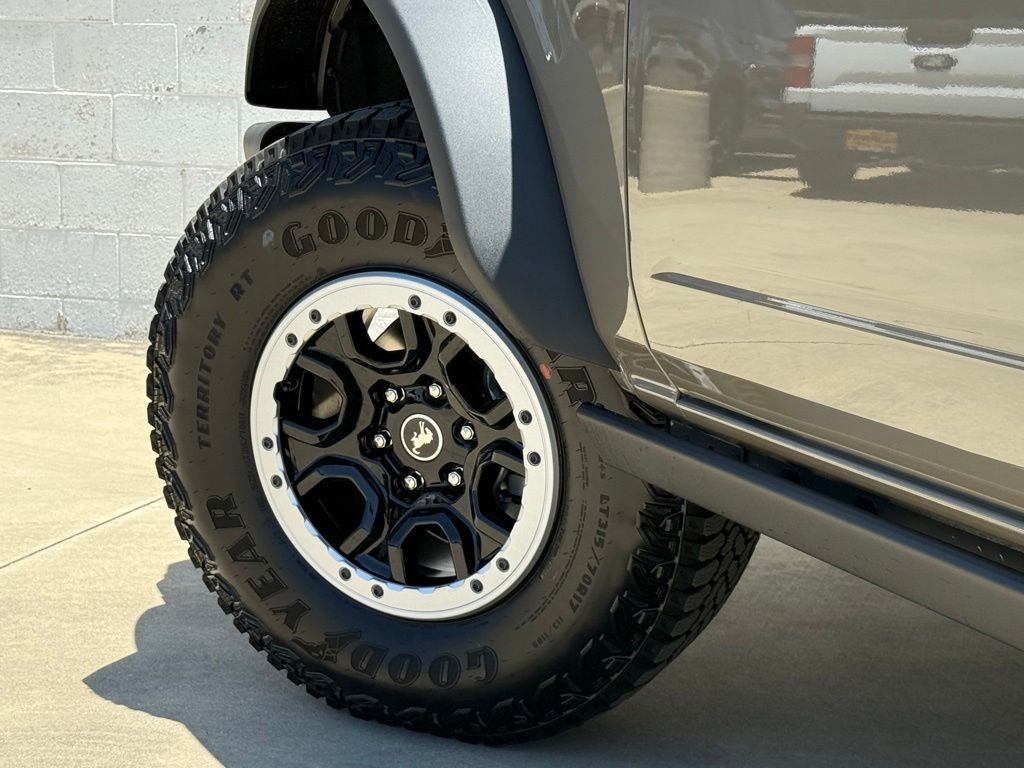 New 2026 Marsh Gray Ford Badlands® image 17