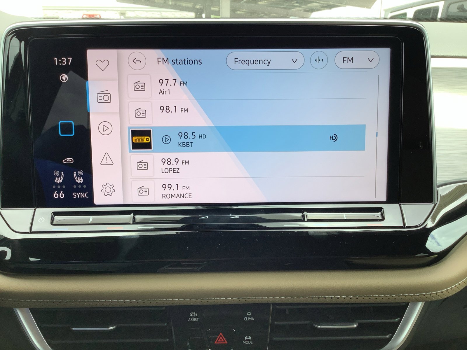 2026 Volkswagen Atlas Cross Sport SE - Photo 17