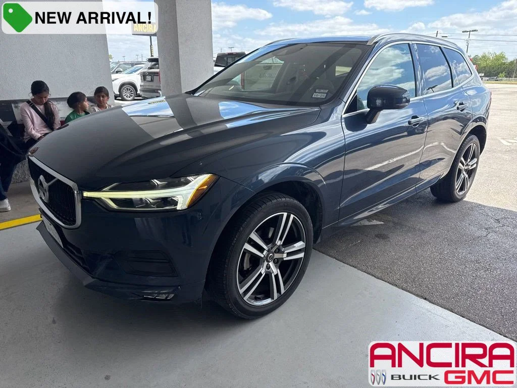 2021 Volvo XC60 T5 Momentum FWD's photo