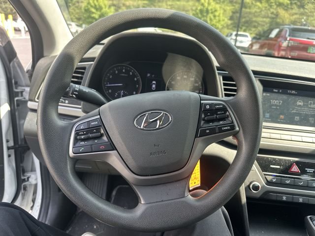 Used 2018 White Hyundai SEL image 13