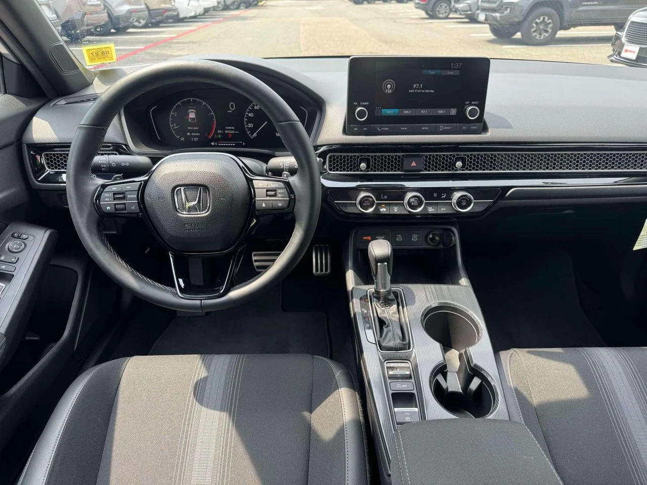 2025 Honda Civic Hatchback Sport - Photo 21