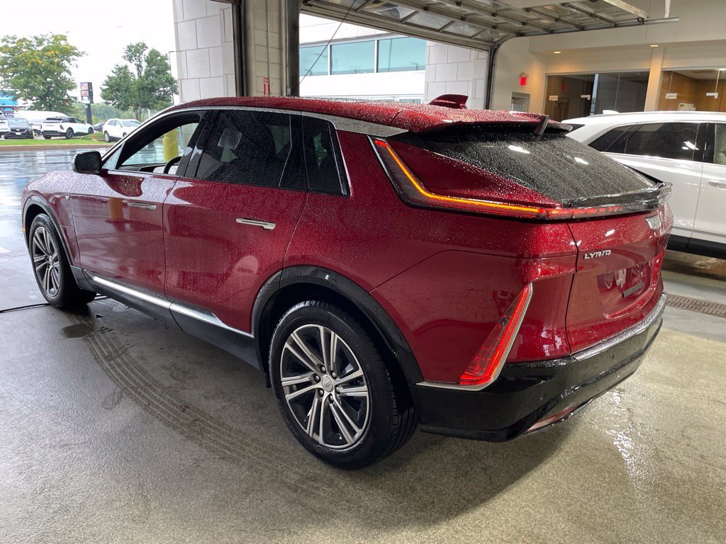 Used 2025 Red Cadillac Luxury image 3