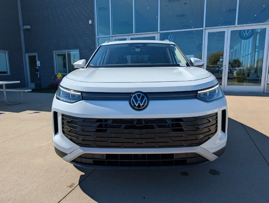Certified Used 2025 White Volkswagen 2.0T S image 7