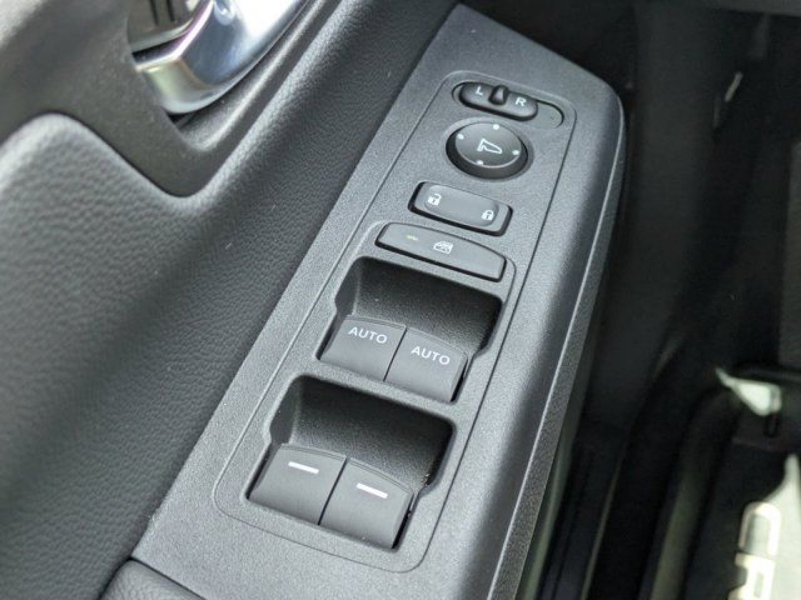 2026 Honda CR-V EX - Photo 22