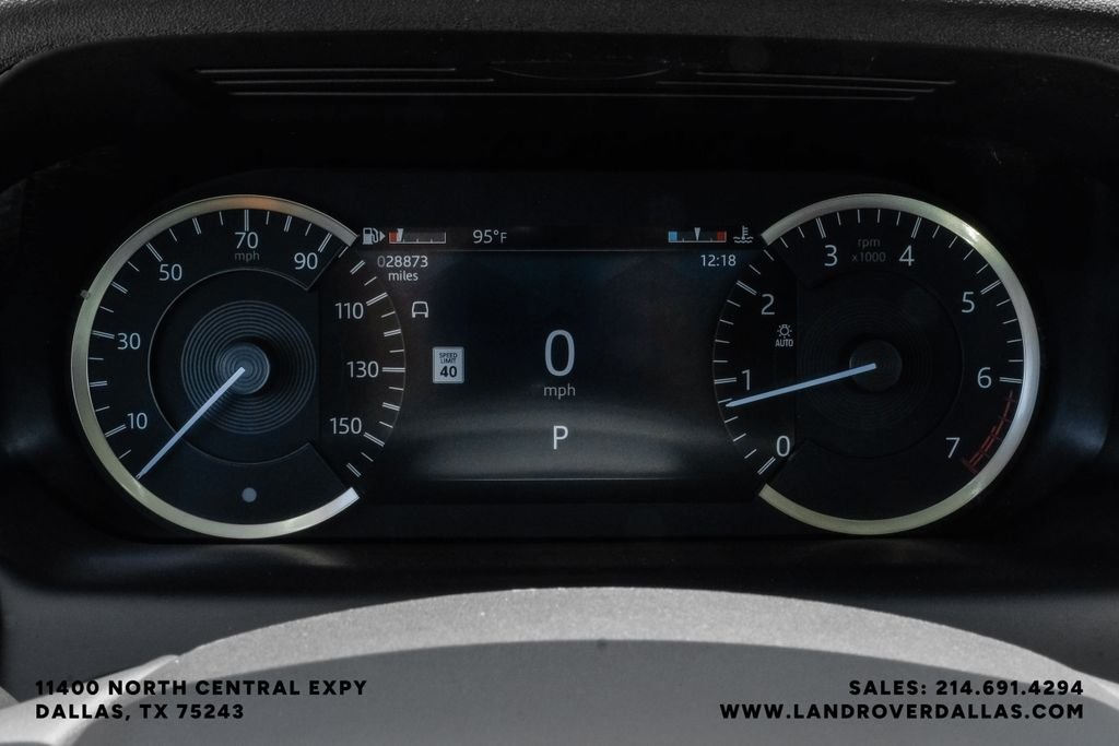 Certified Used 2023 Byron Blue Metallic Land Rover SE R-Dynamic image 18