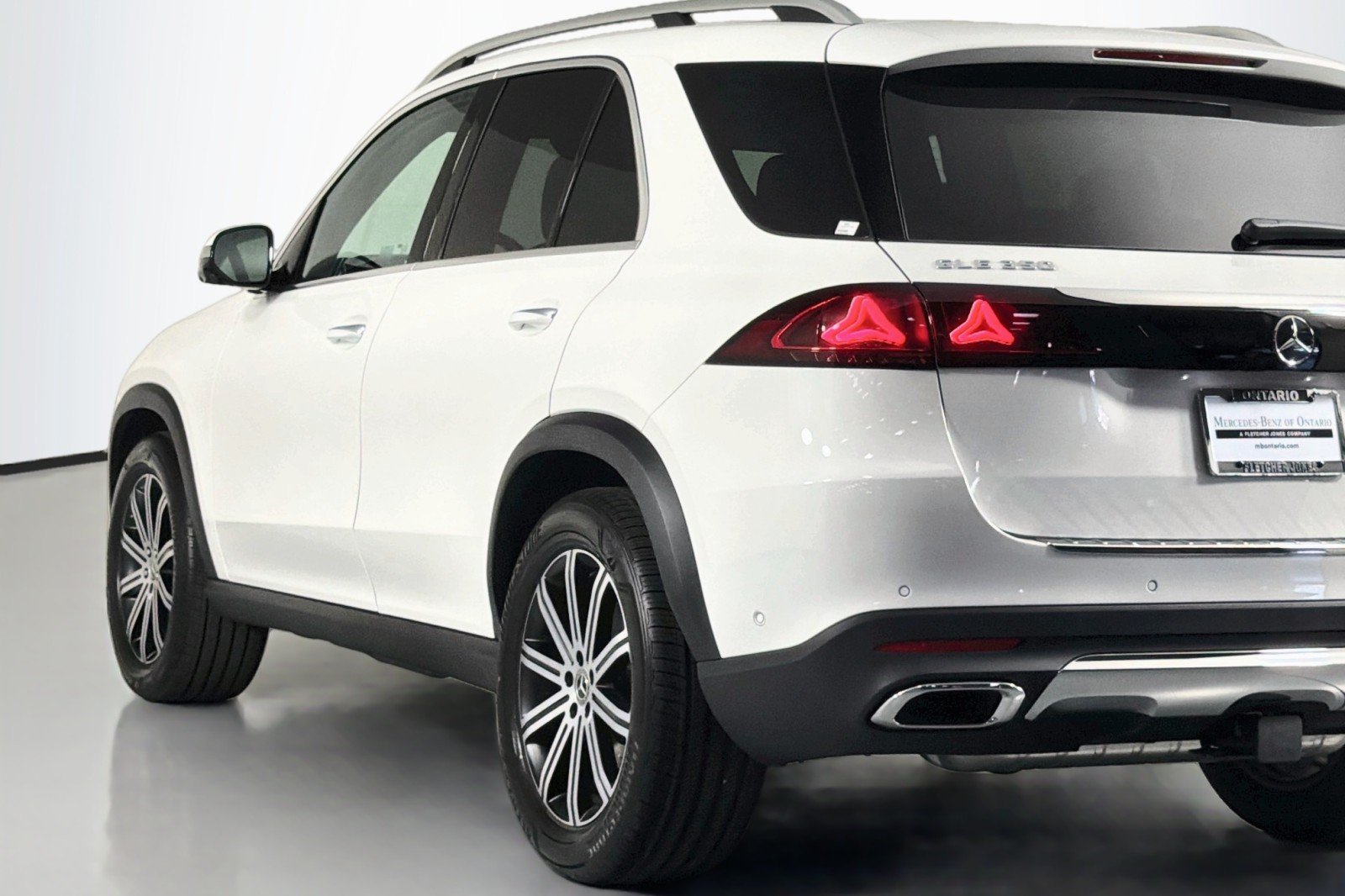 New 2027 Polar White Mercedes-Benz GLE 350 4MATIC® SUV image 15