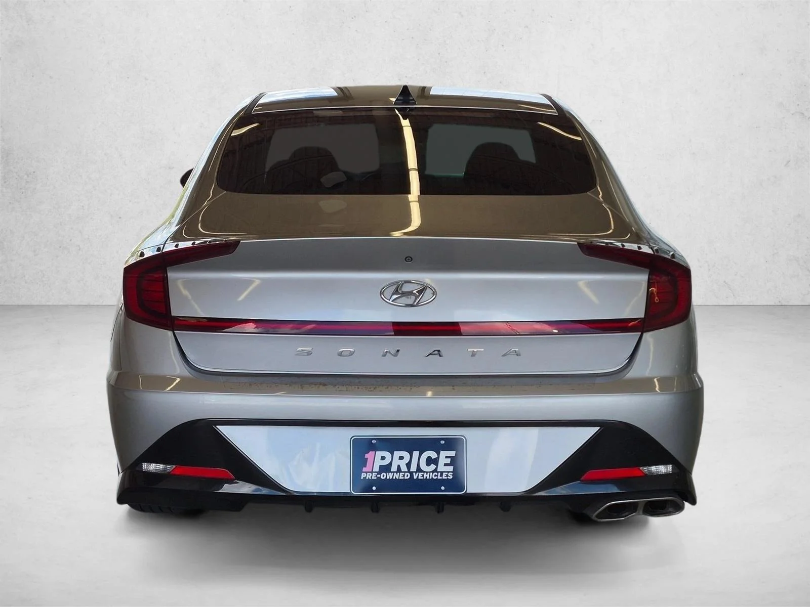 Used 2021 Shimmering Silver Pearl Hyundai SEL image 7