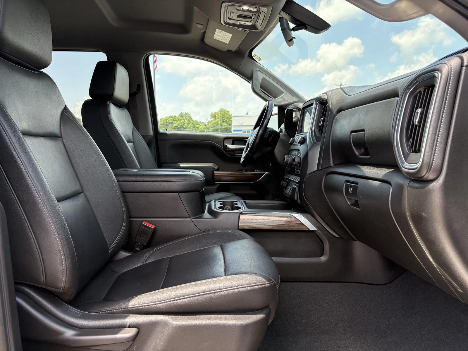 Used 2021 Summit White Chevrolet LT Trail Boss image 15