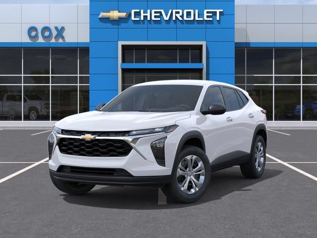 2026 Chevrolet Trax LS - Photo 6
