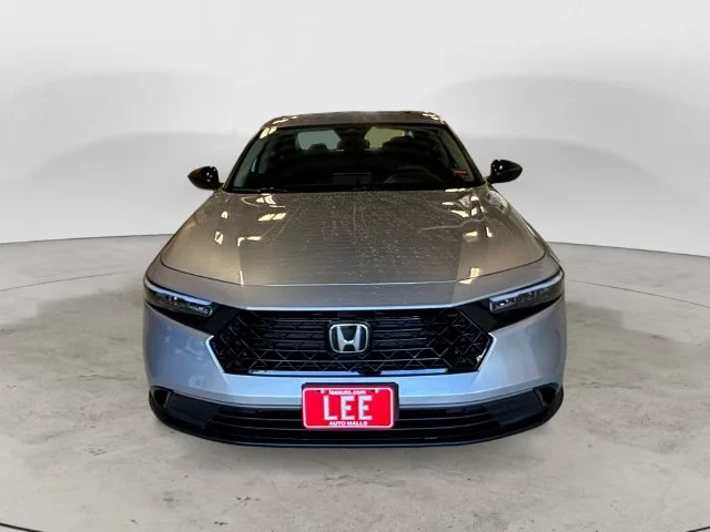 New 2026 Silver Honda SE image 8