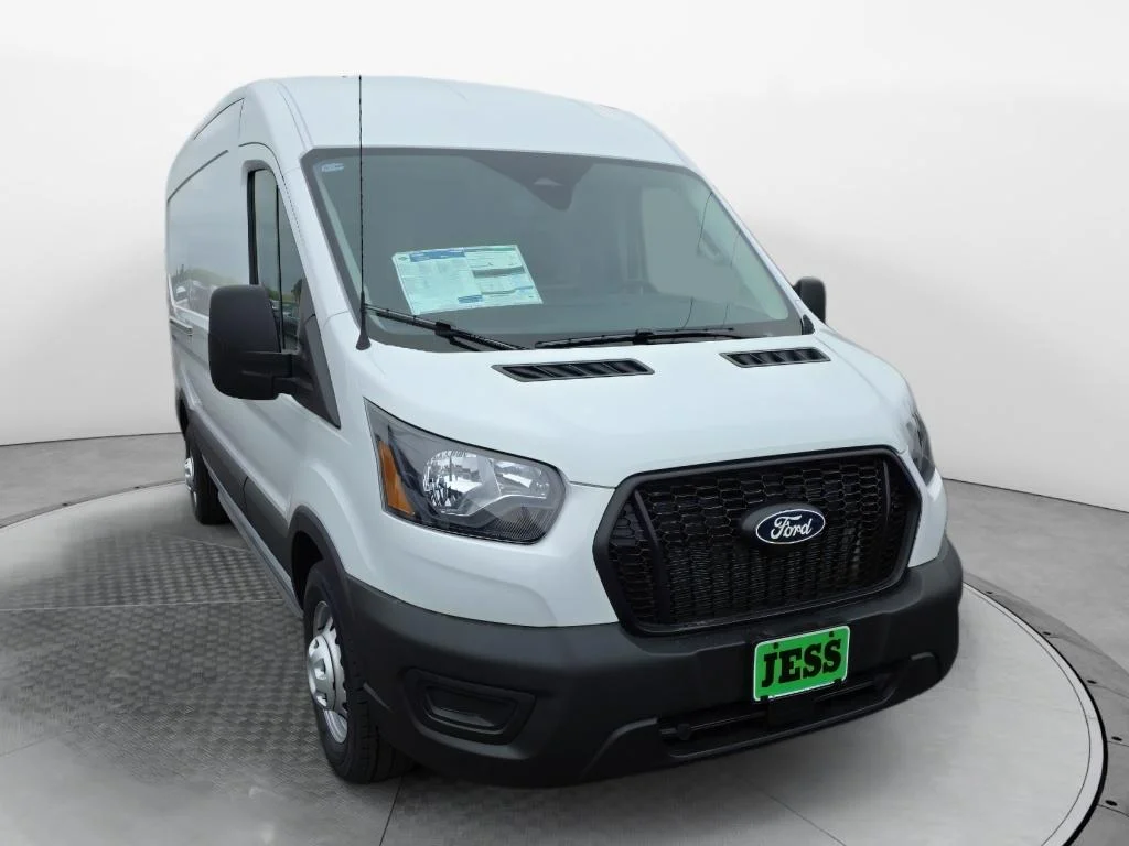 New 2026 Oxford White Ford Cargo Van image 3