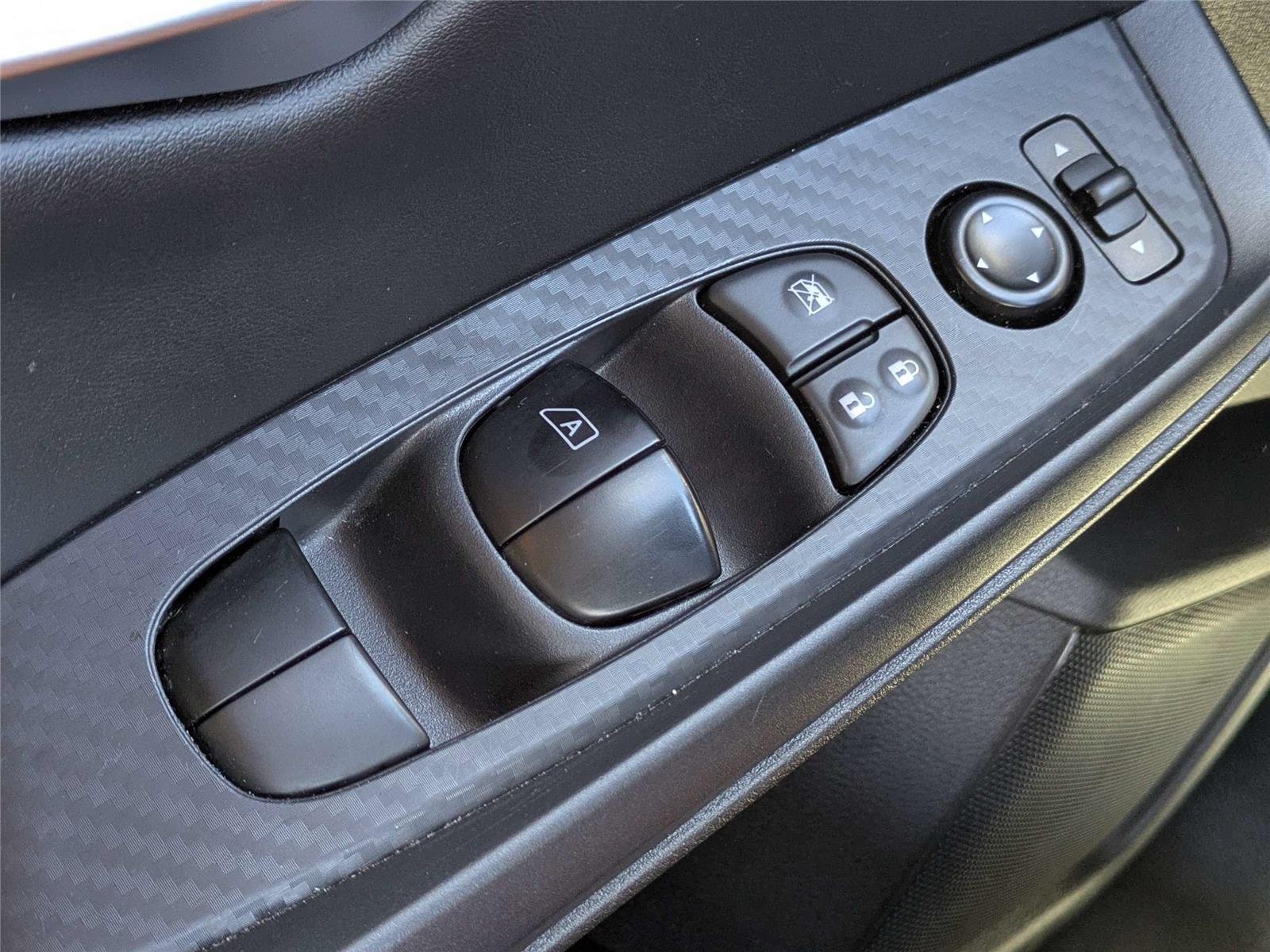 Used 2025 Rosewood Metallic Nissan SV image 24