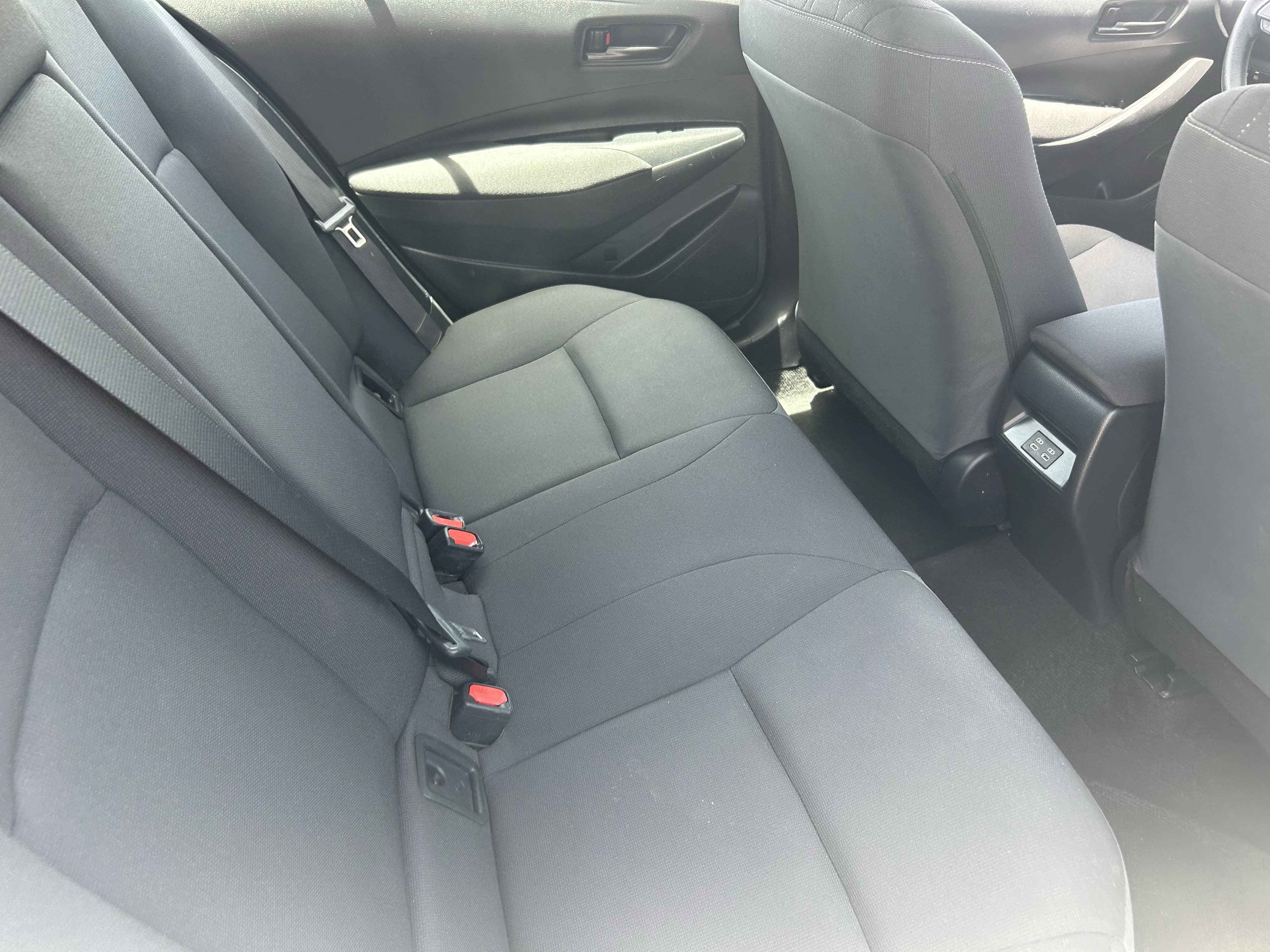 2023 Toyota Corolla LE - Photo 13