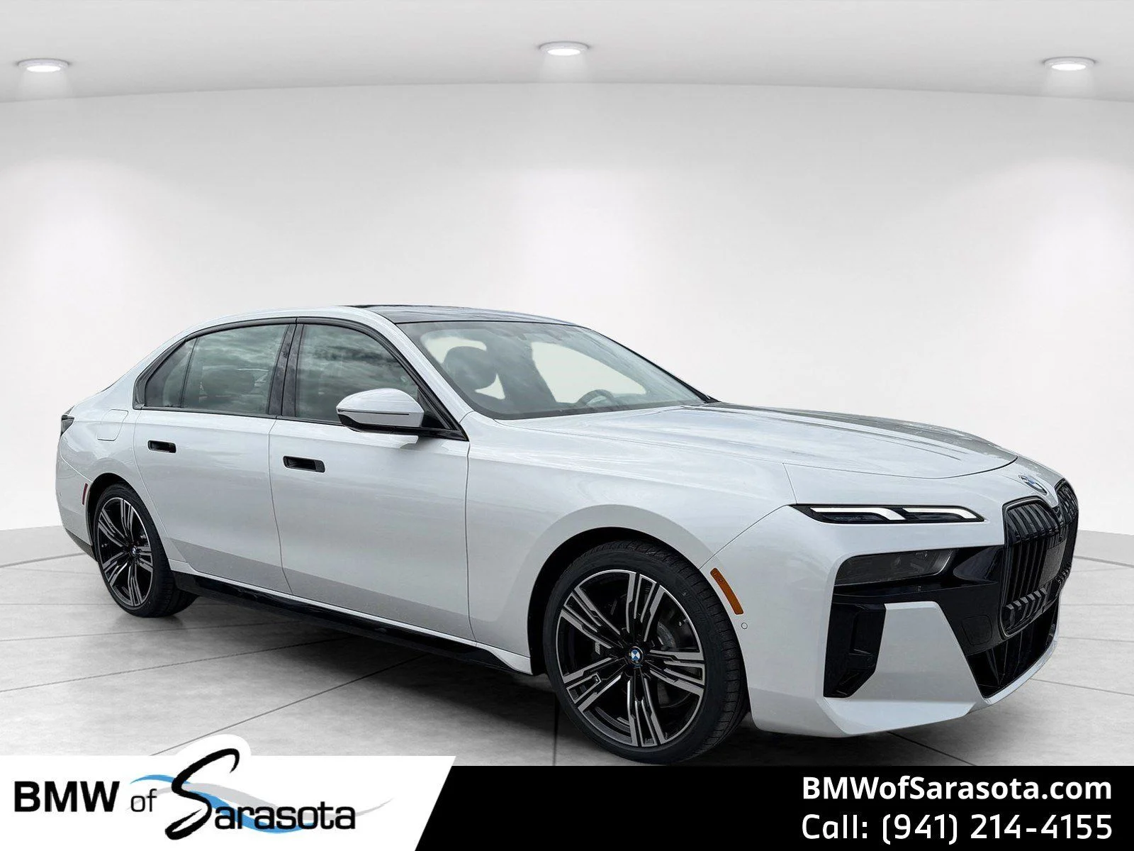 New 2026 Mineral White Metallic BMW 740i image 1