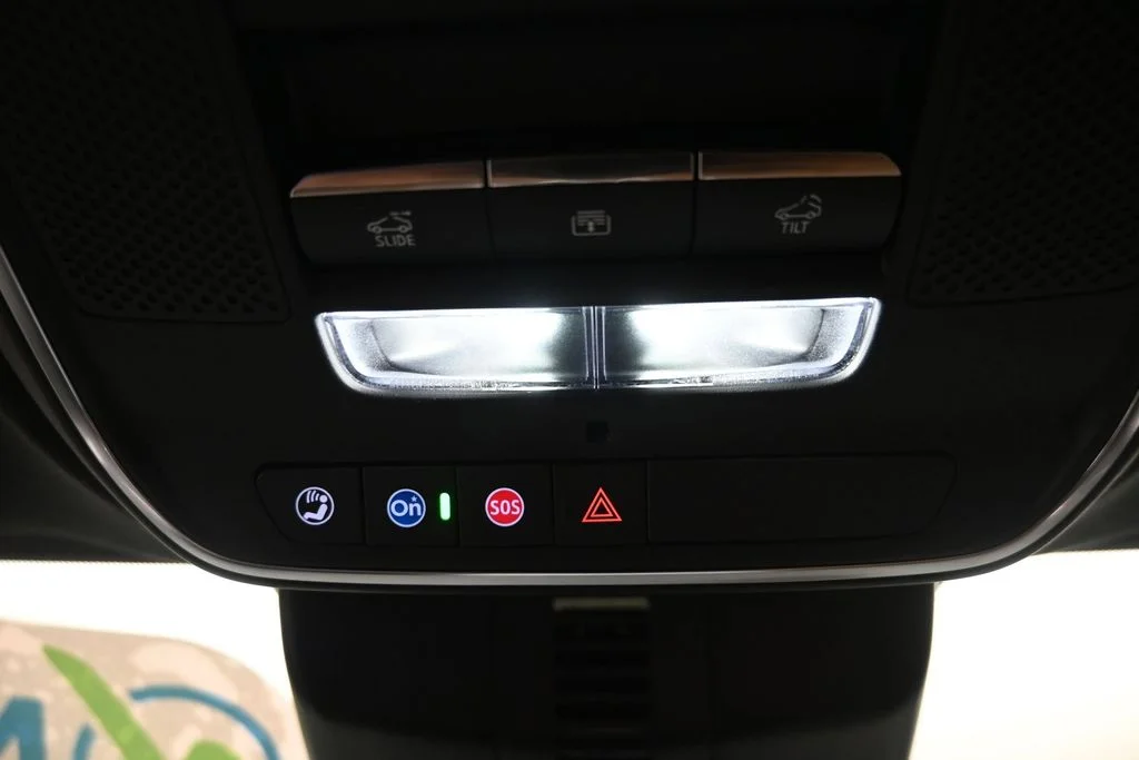 Used 2026 Silver GMC Denali Ultimate image 21