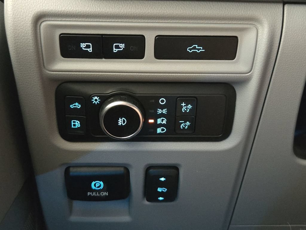 2023 Ford F-150 Limited - Photo 24