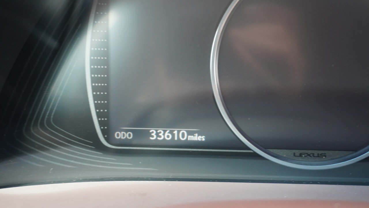 Certified Used 2021 White Lexus ES 350 image 16