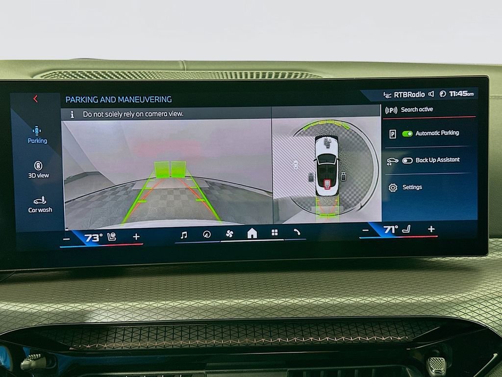 2025 BMW 4 Series M440i - Photo 14