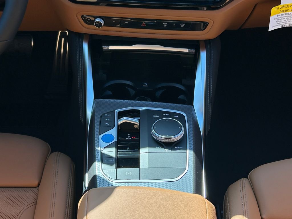 New 2026 Portimao Blue Metallic BMW eDrive40 image 27