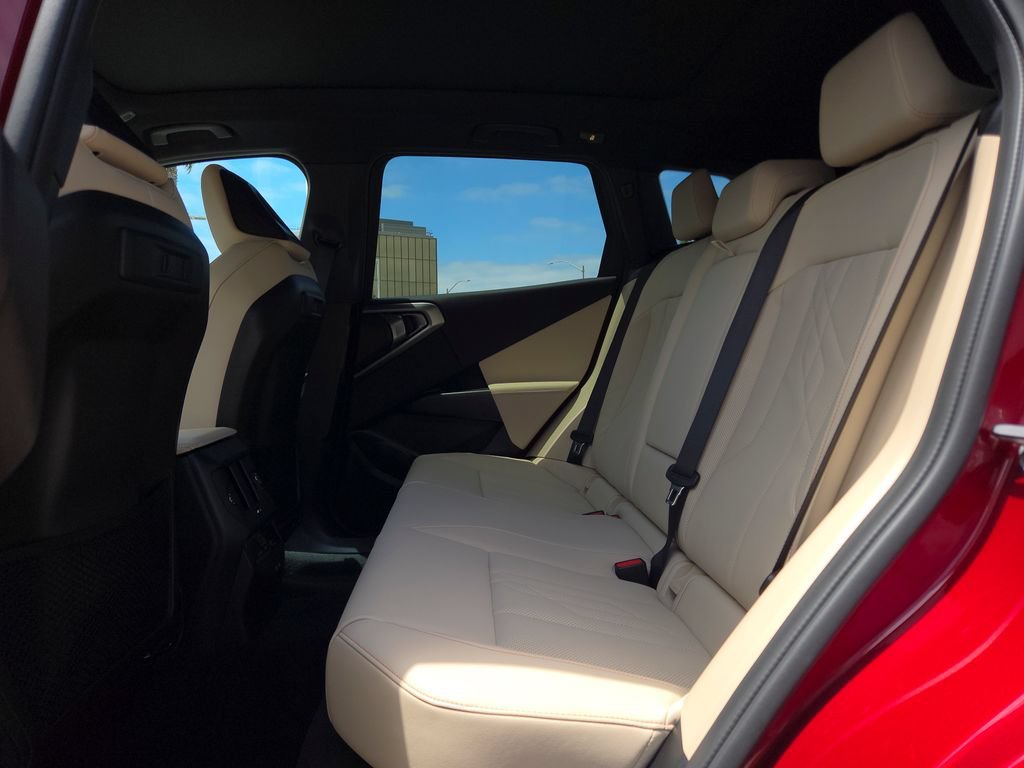 Used 2026 Vegas Red Metallic BMW 30 xDrive image 9