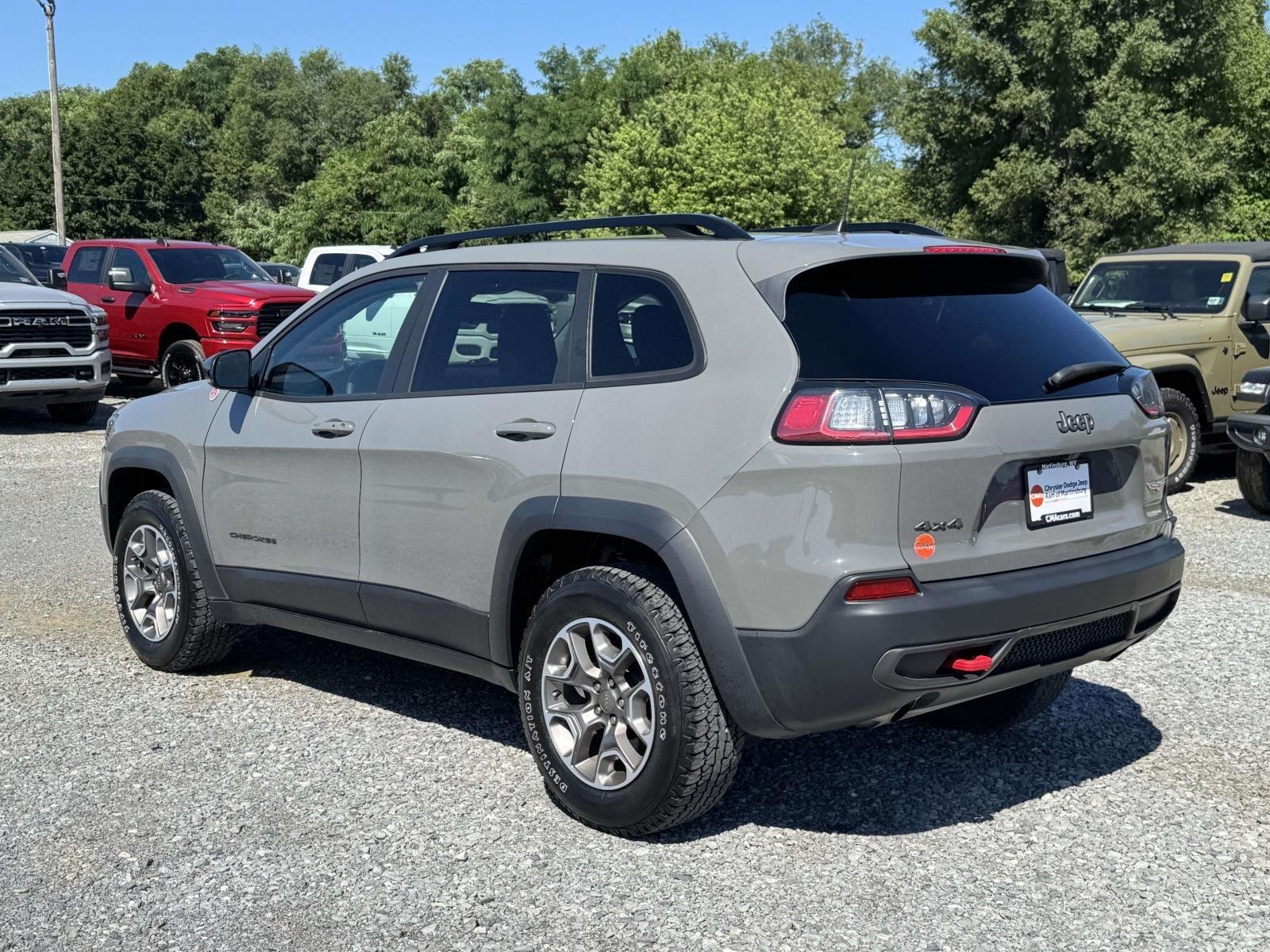 Used 2022 Sting-Gray Clearcoat Jeep Trailhawk image 26