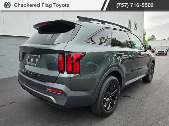 Used 2022 Aruba Green Kia S image 5