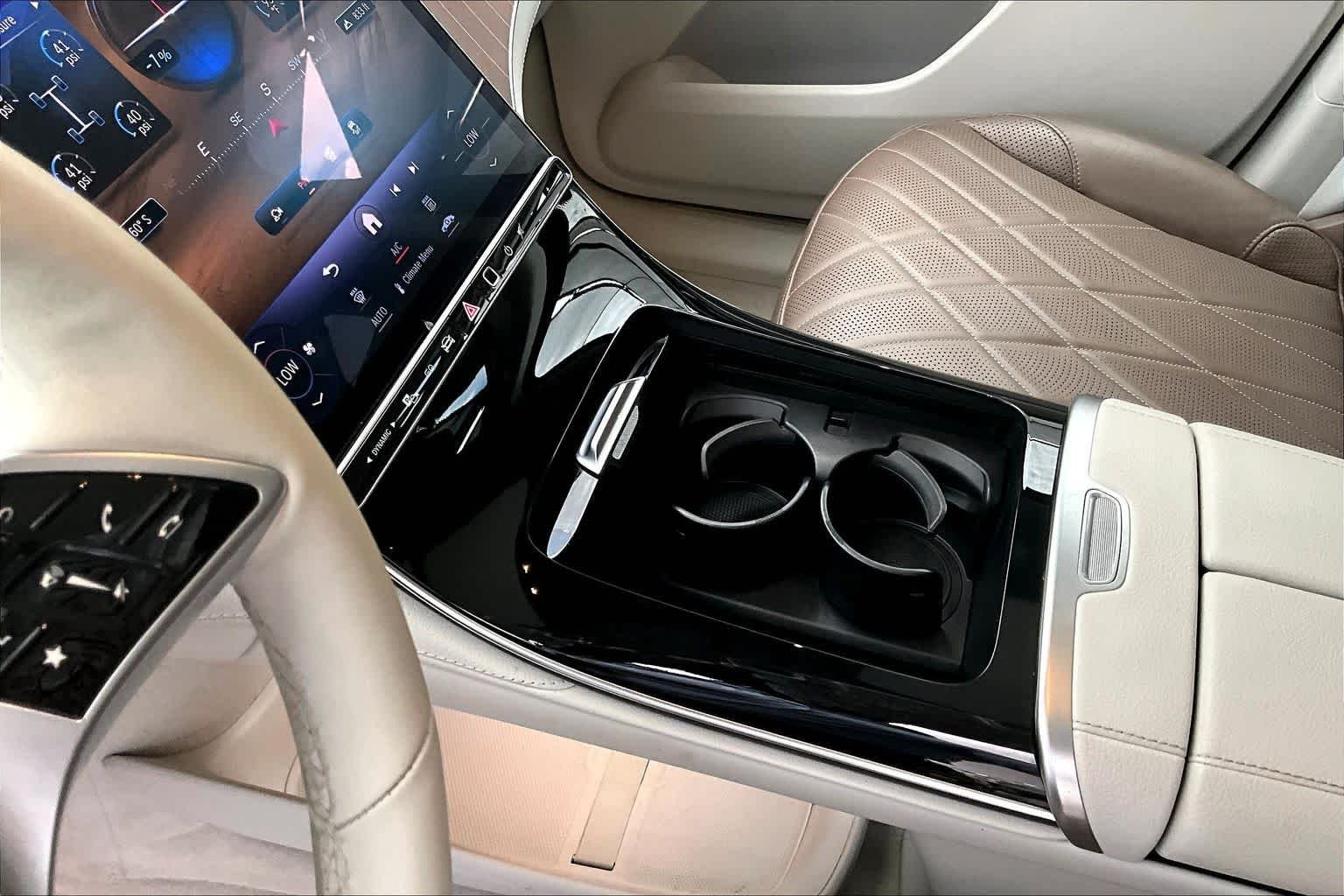 Used 2023 Obsidian Black Metallic Mercedes-Benz EQE 350 image 16