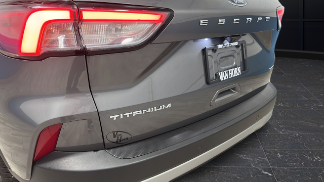 Used 2022 Carbonized Gray Metallic Ford Titanium image 39