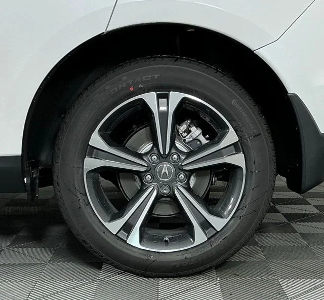 Certified Used 2026 Platinum White Pearl Acura Technology Package image 11