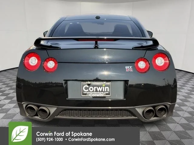 Used 2009 Black Obsidian Nissan Premium image 15
