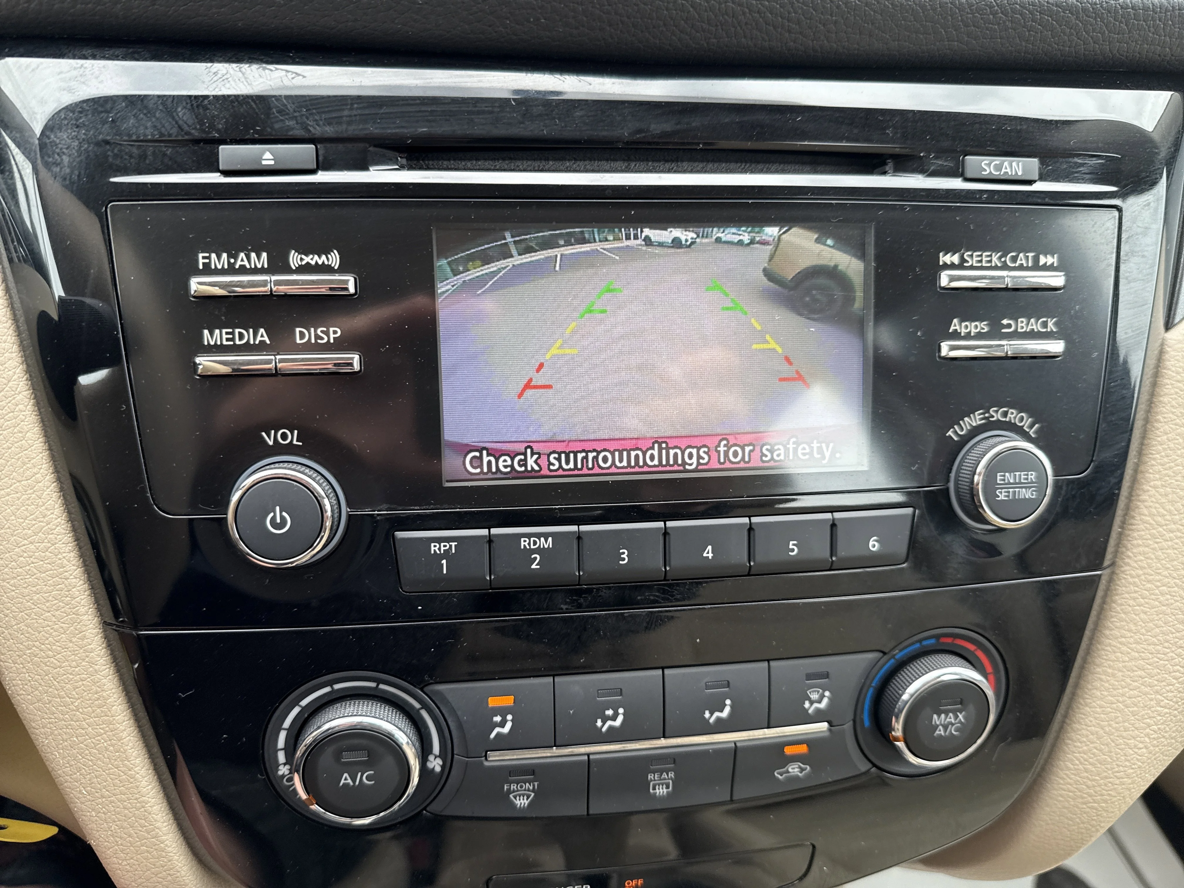 Used 2015 Cayenne Red Nissan S image 26